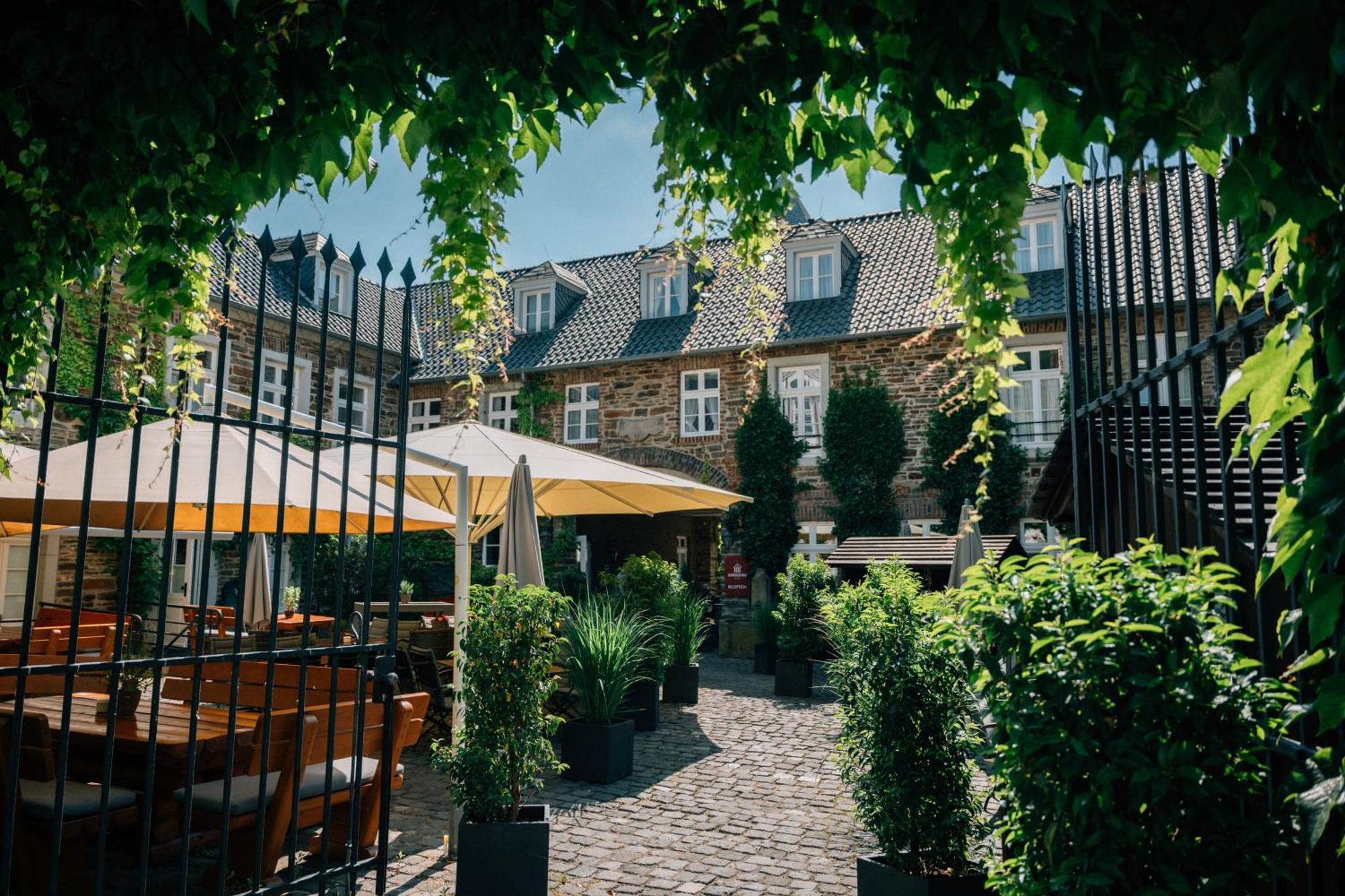 Hotel Rodderhof Bad Neuenahr-Ahrweiler Exterior foto